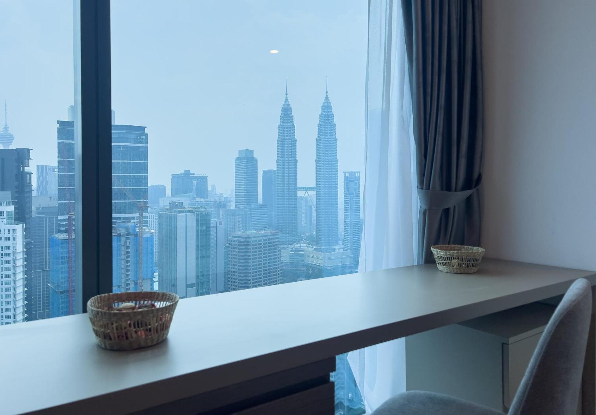 Crystal Suite At Eaton Klcc Kuala Lumpur Buitenkant foto