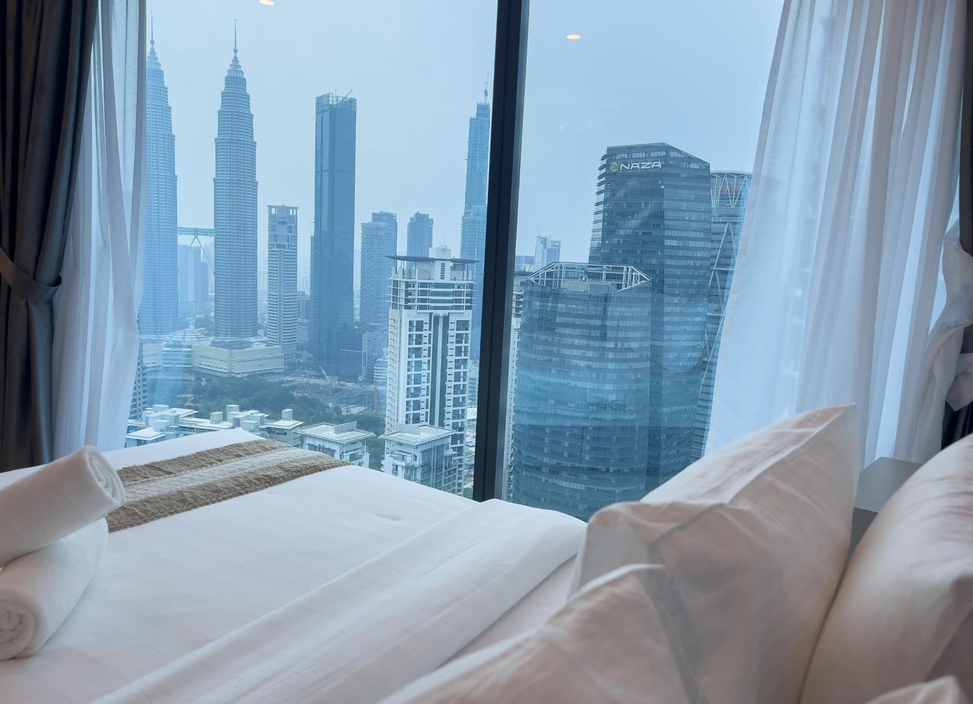 Crystal Suite At Eaton Klcc Kuala Lumpur Buitenkant foto