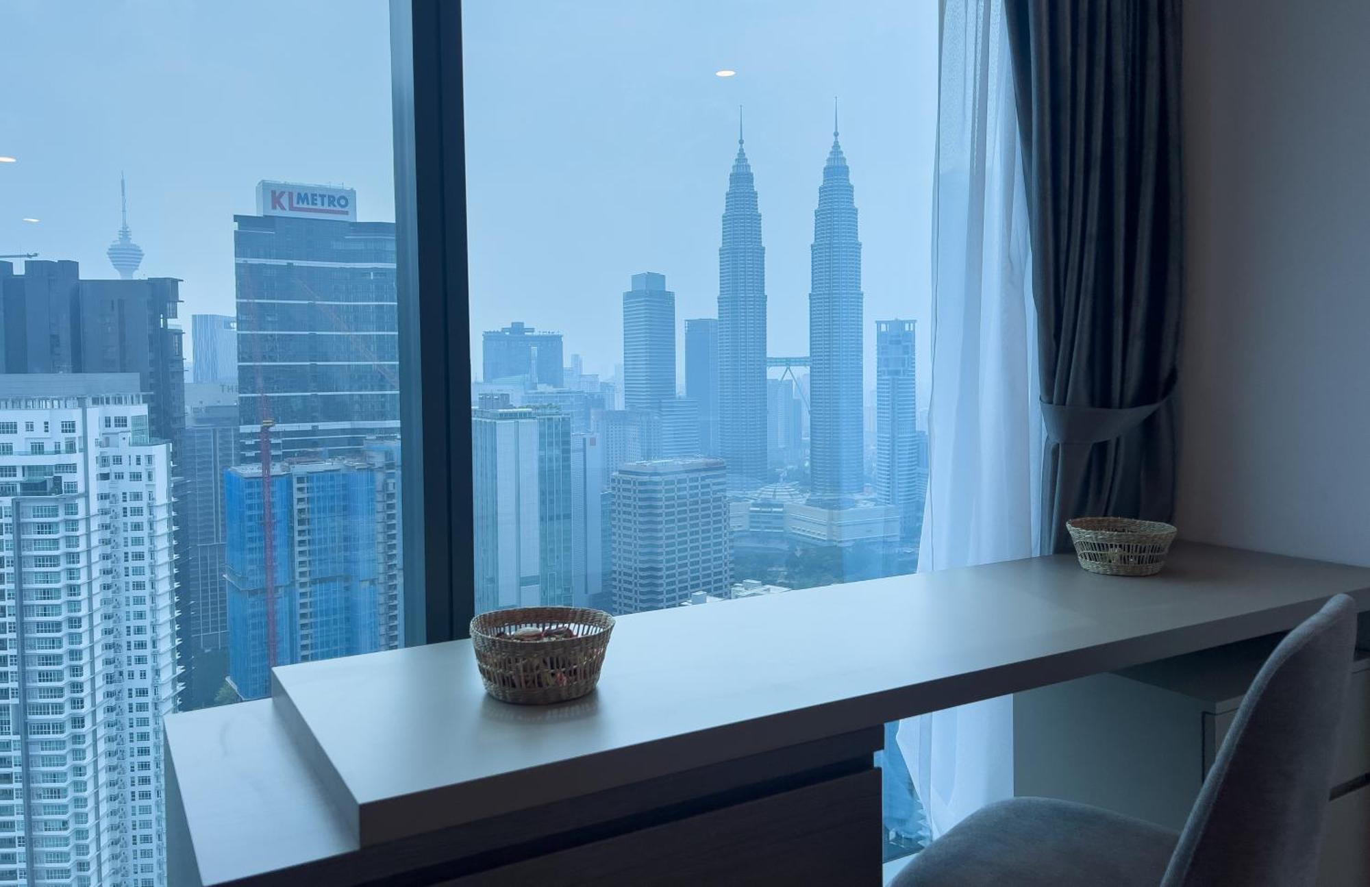 Crystal Suite At Eaton Klcc Kuala Lumpur Buitenkant foto